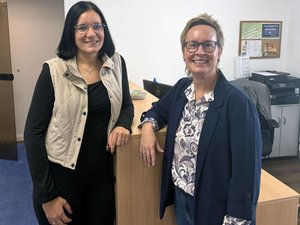 Carina Diederich (links) und Nicole Eilers vom Kreisdiakonischen Werk Wesermarsch.