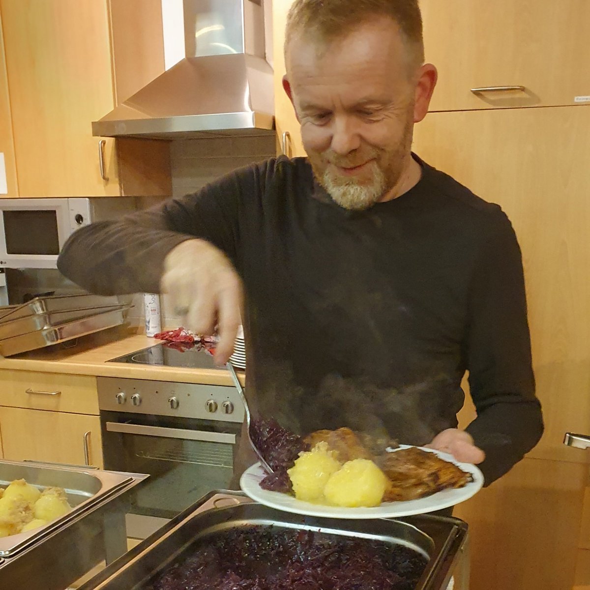 Wohnungslosenhilfe Wesermarsch lädt zum Weihnachtsessen Diakonisches